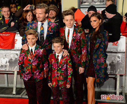 被网友PS的小贝一家