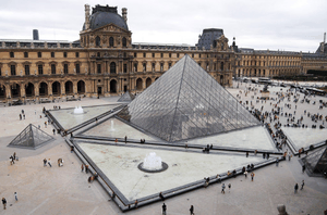 louvre