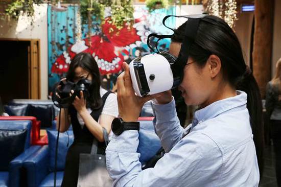 现场观众体验180°立体拍摄的全流程专业级VR解决方案