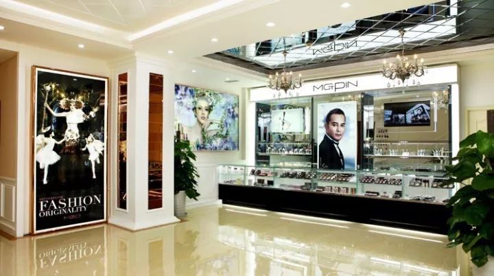 化妆品行业都用力砸广告,毛戈平IPO后为什么没