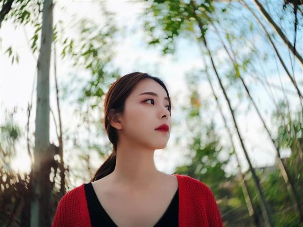 专业摄影师实测美图手机美图V6：双摄虚化效果太惊艳