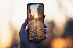 Ħ�������׿� 5G �ֻ� Moto G 5G Plus ����