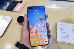 ����˹����Ϊ����һ���콢�����ܻ����ƻ�� iPhone