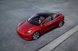 ����綯��������˹��Model 3�ϰ��꽻��14.23����
