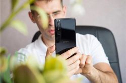 ��Ϣ�������ѿ��� Xperia 10 �� Plus �»�����ȫ������ 5G �ֻ�