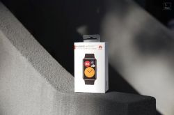 ��Ϊ Watch Fit ͼ�ͣ��㹻�˱���Ҳ�㹻�ǻ�