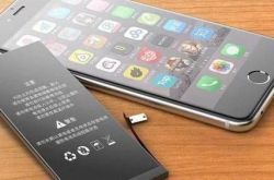 �ֻ���һ���ϵ磬�ڶ����ٰΣ���Ļ����̵��������