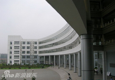 慈善家邵逸夫去世，为中国众多高校留下逸夫楼| jiaren.org