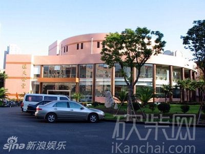 慈善家邵逸夫去世，为中国众多高校留下逸夫楼| jiaren.org