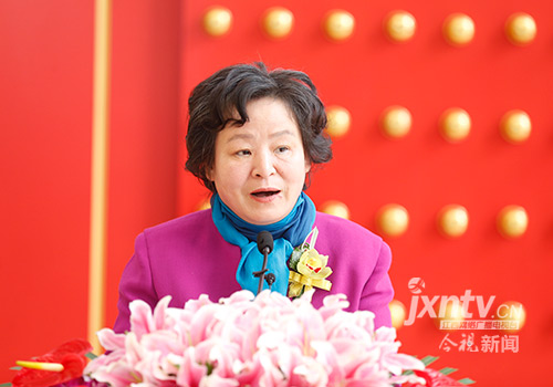 江西广播电视台党委书记,台长杨玲玲出席挂牌仪式并讲话