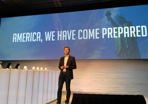 赤子城solo桌面力助荣耀5x手机美国首发