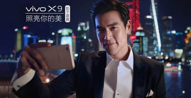 从小米这组"辣眼睛"的户外广告,谈谈品牌形象的重要性