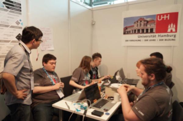 国际超算大赛举行 百度云主持AI大战