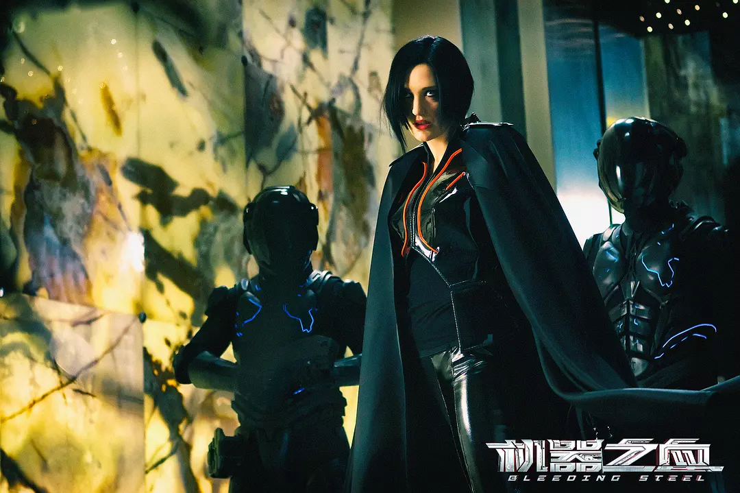 成龙IP+“阿里系”资本,能让《机器之血》突围贺岁档吗? 成龙IP+“阿里系”资本,能让《机器之血》突围贺岁档吗?