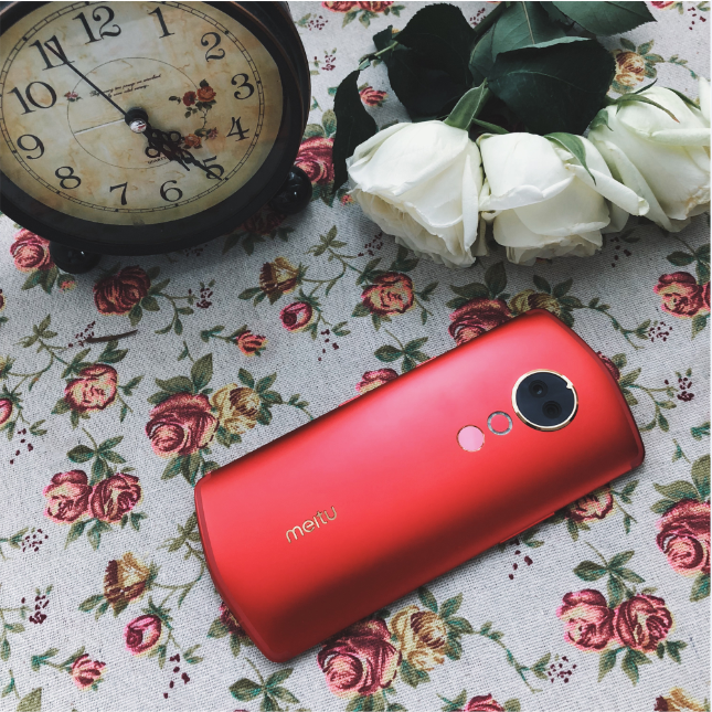 图虫人像摄影师“烧镜头”测评美图T9:美好日常变写真大片