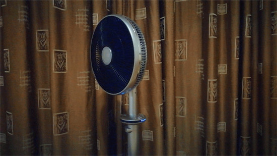 莱克魔力风智能空气调节扇,智能光感让您舒睡整个夏天!