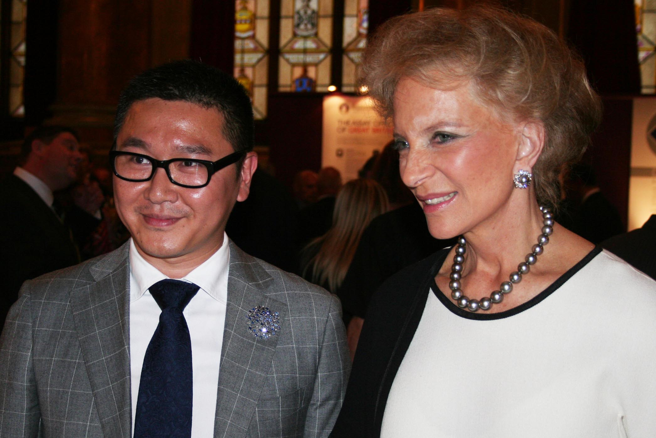 苏宁百货,芭莎珠宝双十一强推国际珠宝品牌fei liu