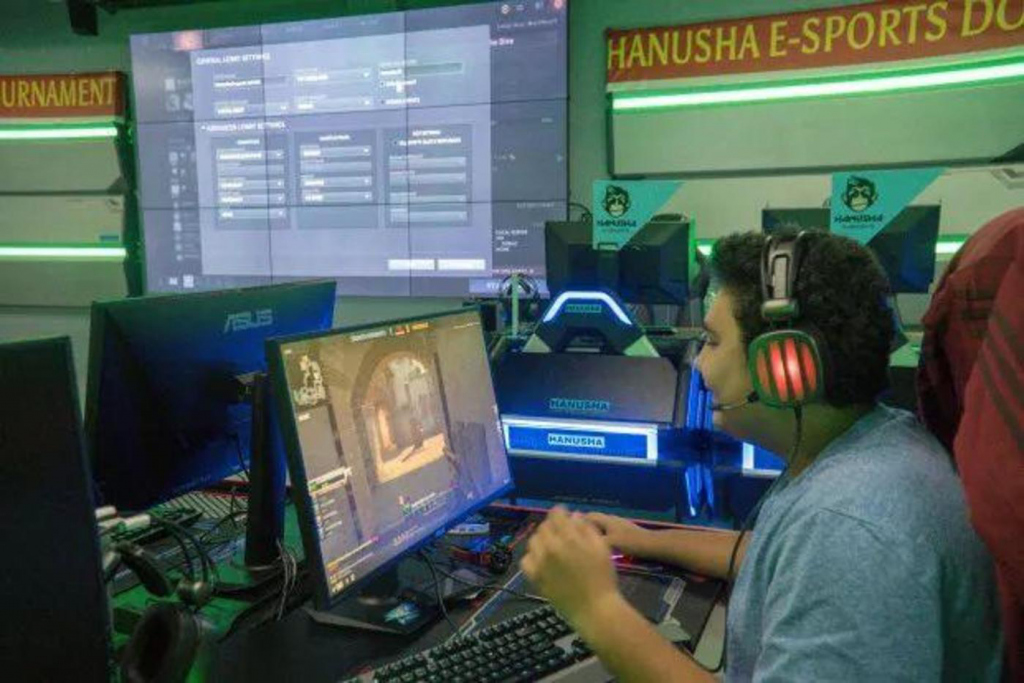 我在印度开"网吧"