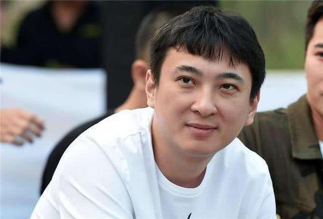 王思聪自己筹钱取消限高令 港媒曝其母帮儿子还债