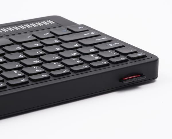 国外厂商推出盲文键盘,售价高达 2495 美元