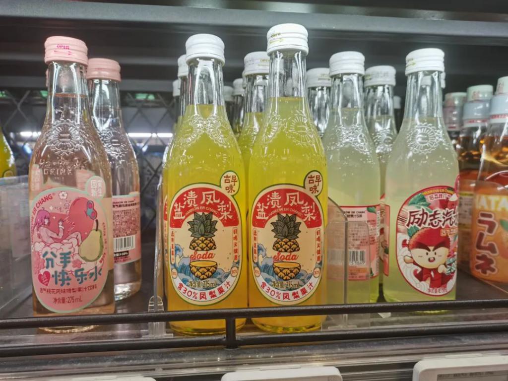 而当一个武汉人面对汉口二厂时,还会在心里升起一种温情.