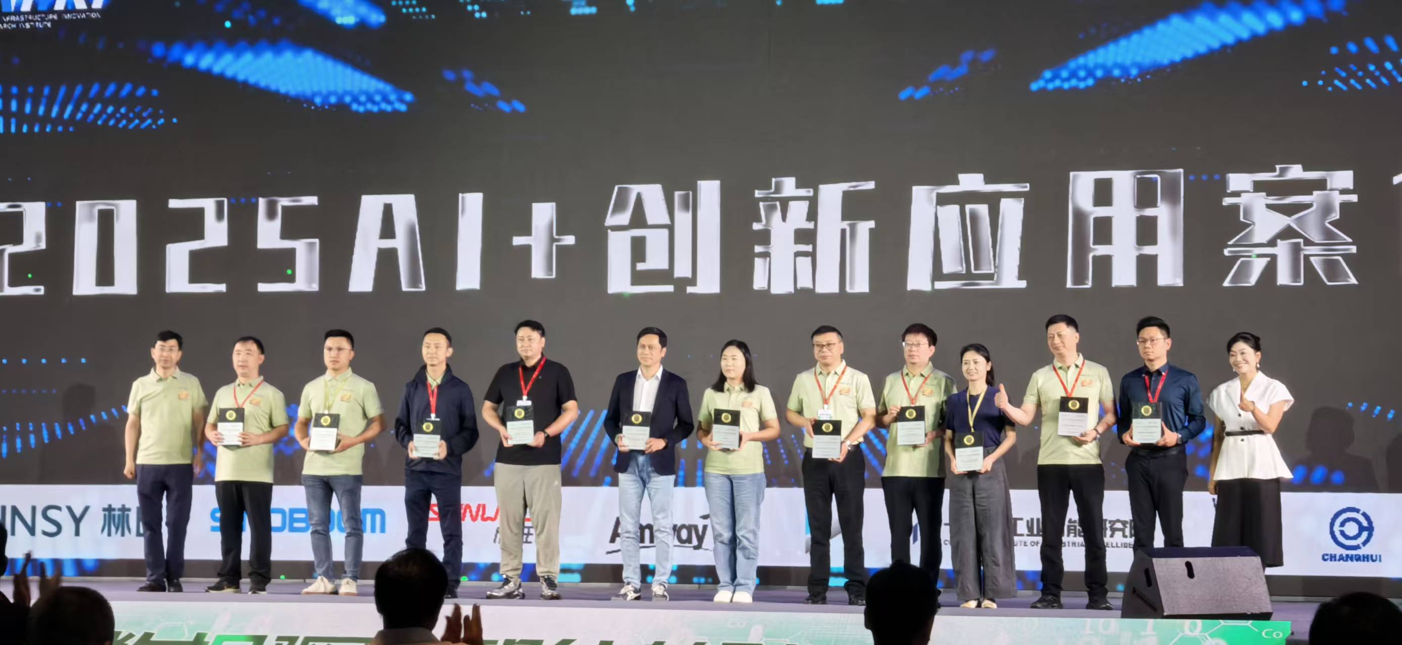 26d31cf010abac827626b4bb49d57f40.jpg