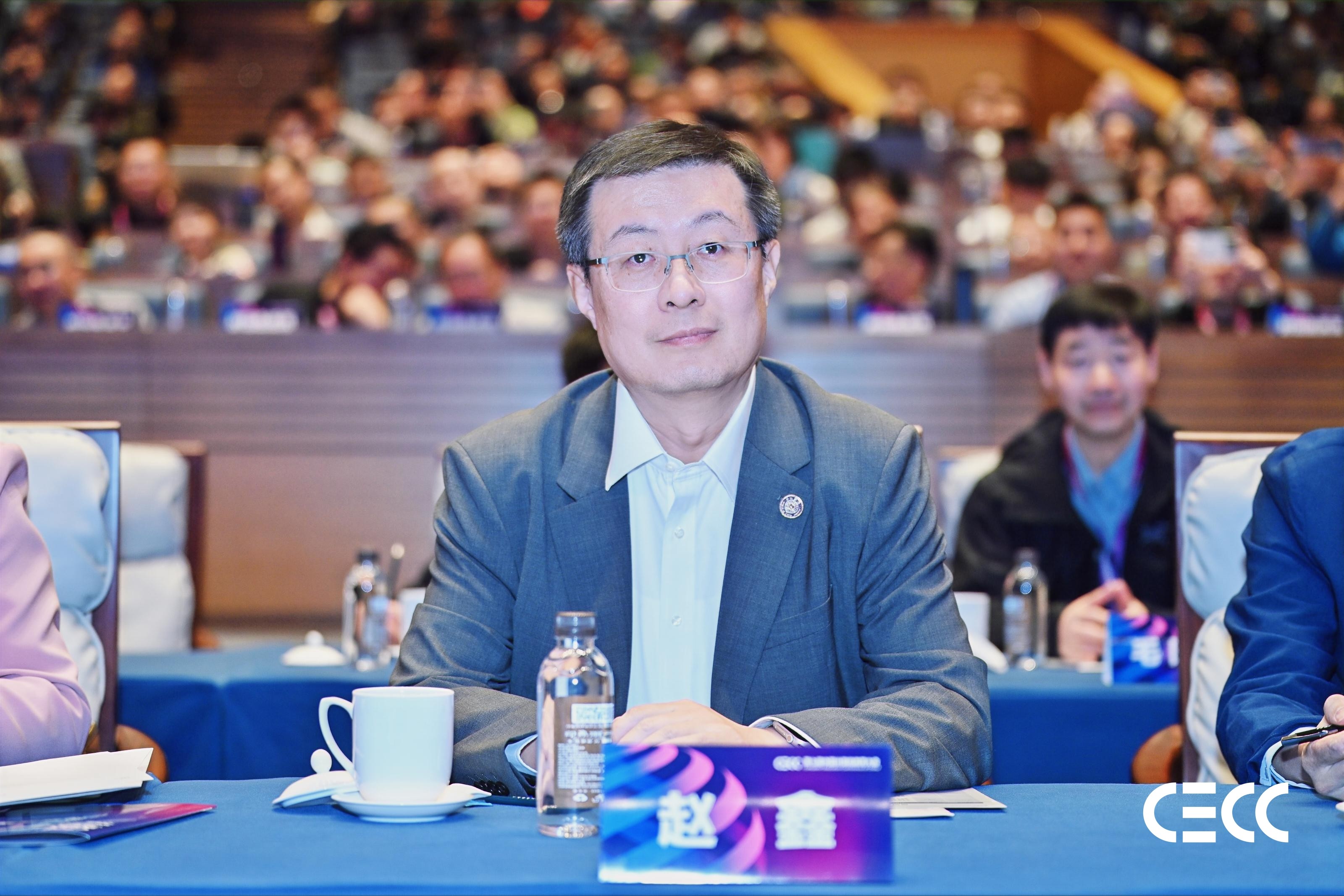 1764402746113999.jpg 赵鑫社长2.JPG