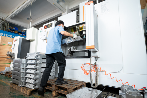 1764730553594624.png 9c09a85a-06cb-4546-a801-81eeebb18600.png