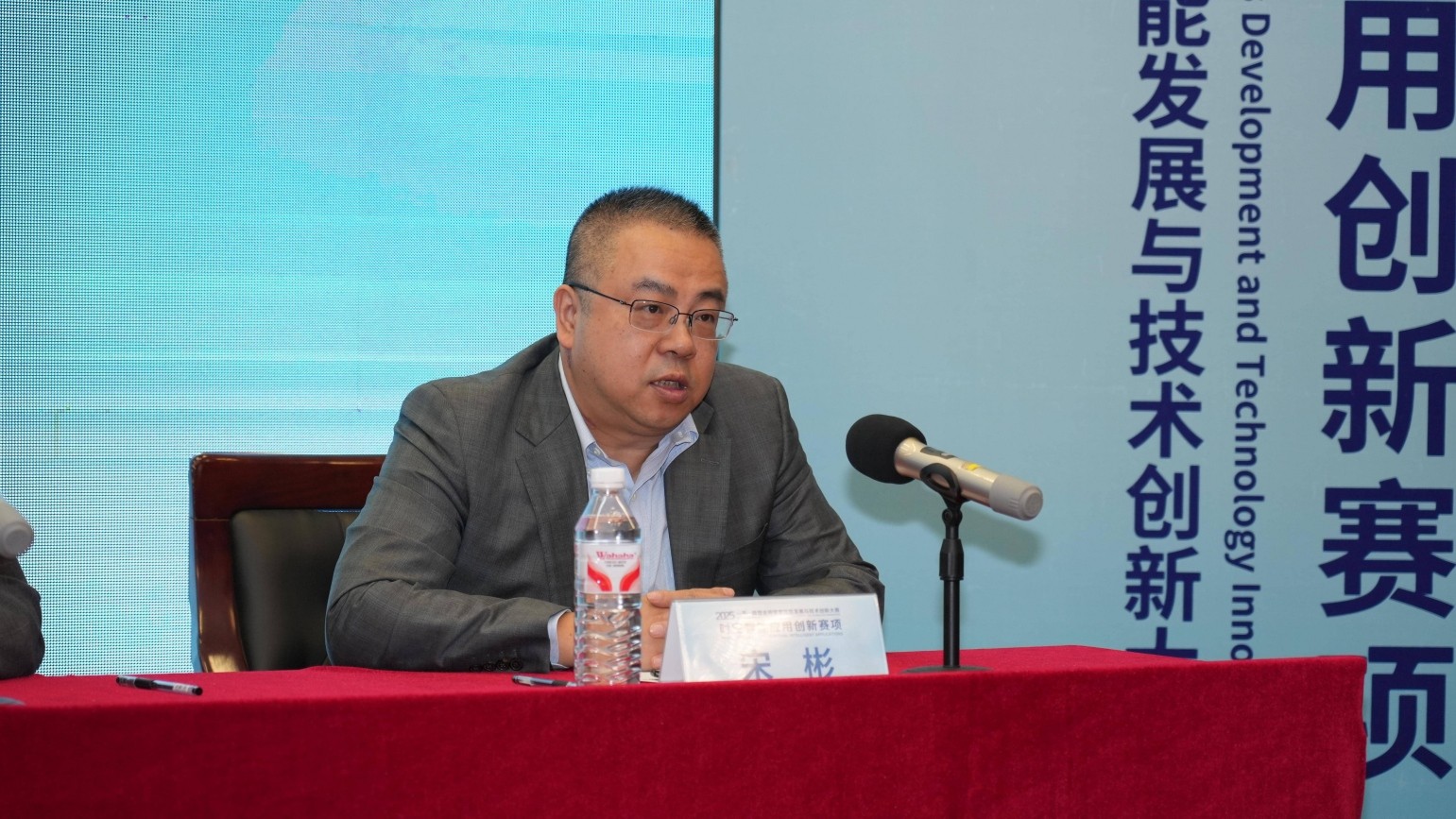 1765260698815011.jpg 1765260698815011.jpg