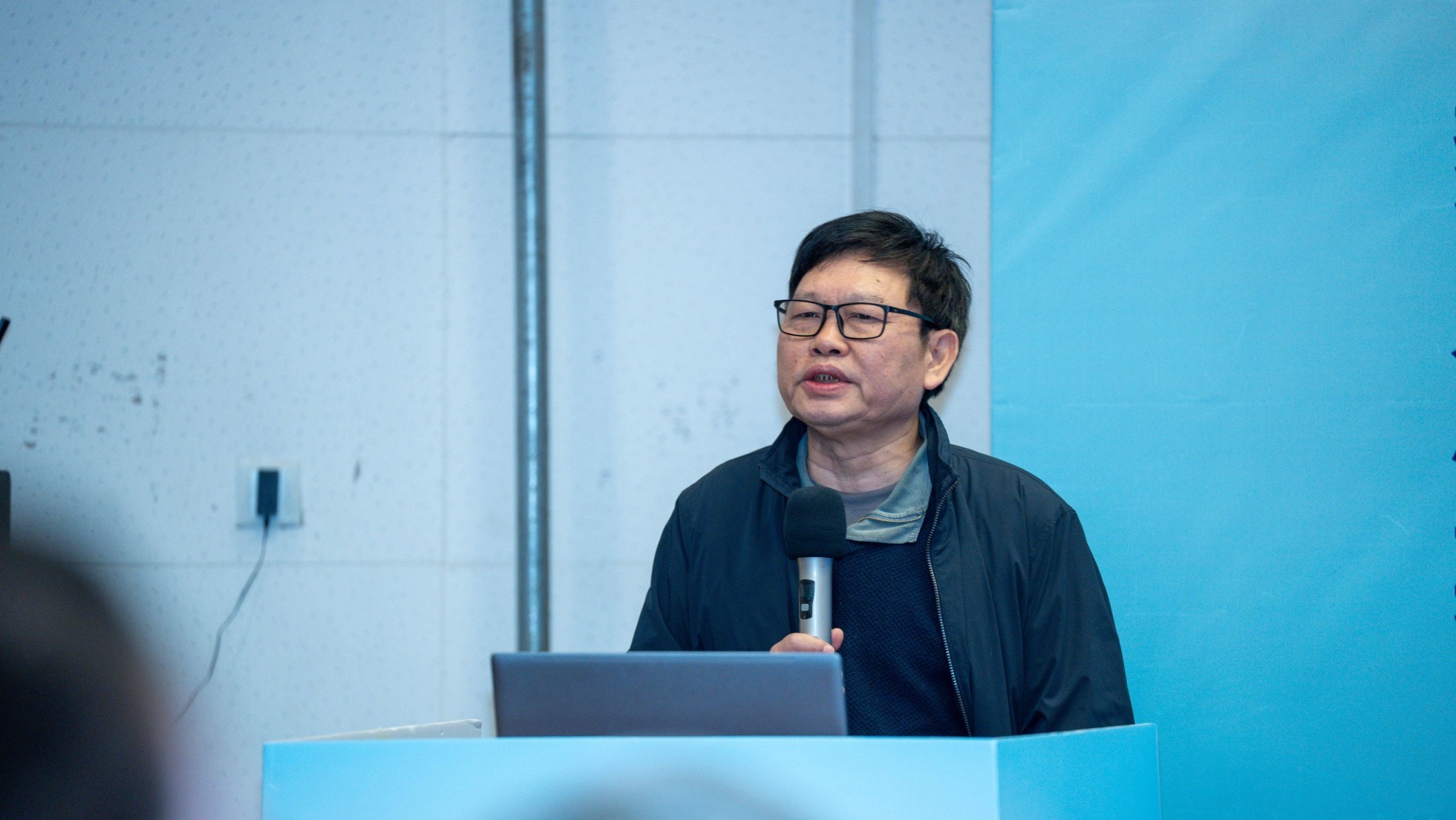 1765261372138732.jpg 1765261372138732.jpg